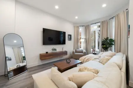 068a96e1 b114 4b MY4SS