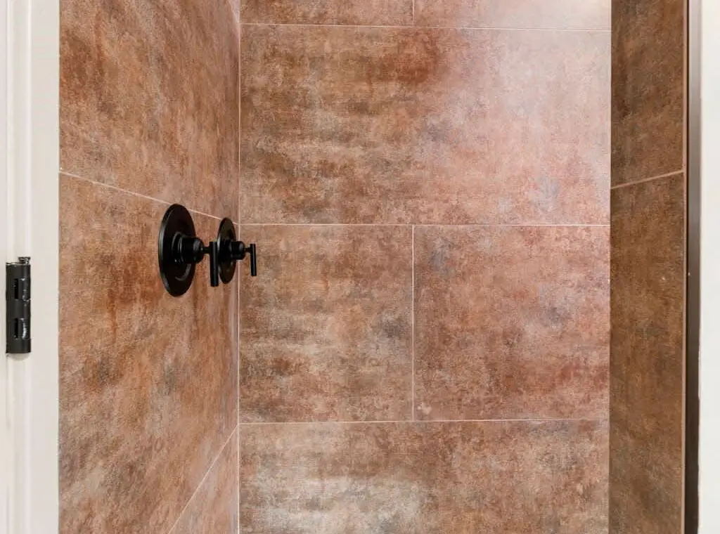 1bcffd07 179e 41 iu3qJ