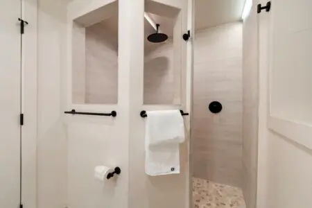 1ed408a8 1e87 41 vTlvK