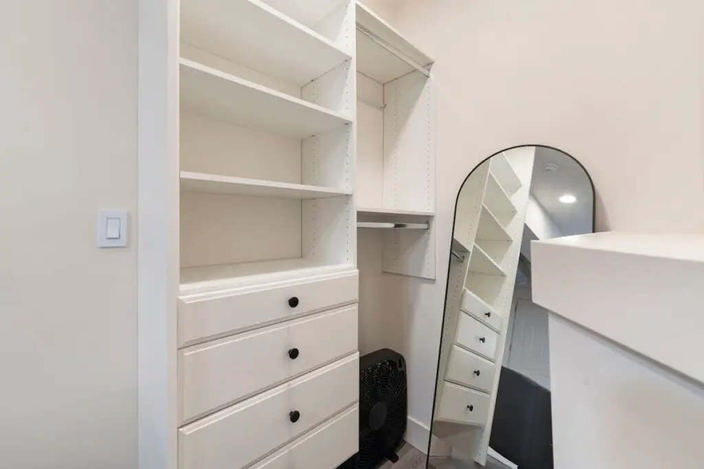 301f6b83 9225 40 mcqJo