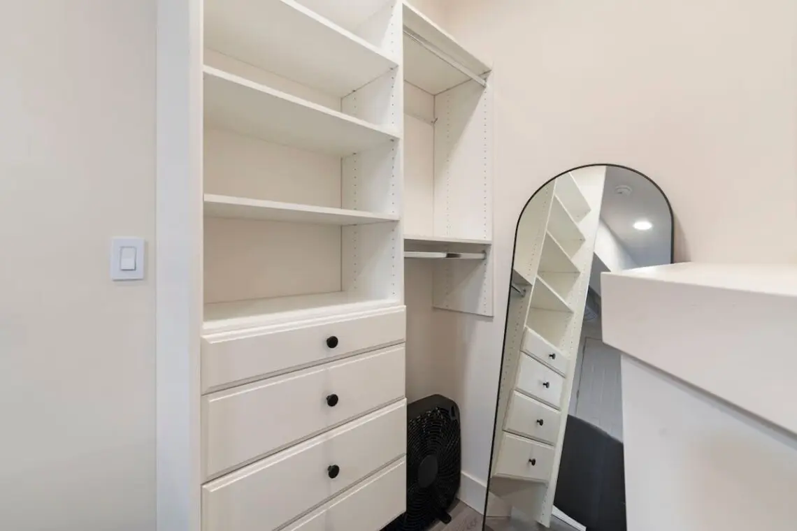 301f6b83 9225 40 mcqJo