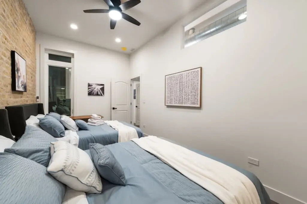 5066f789 8e3f 4d J1BlY