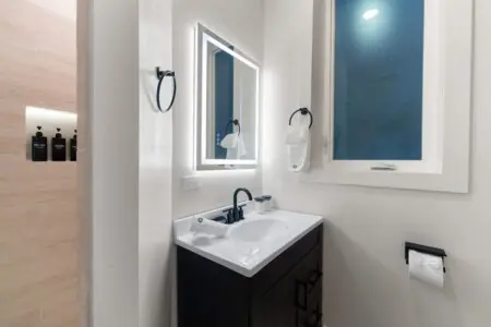 6602fef4 f81e 4d T03r1