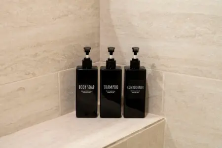 6a75f4fe df77 42 7ANXm