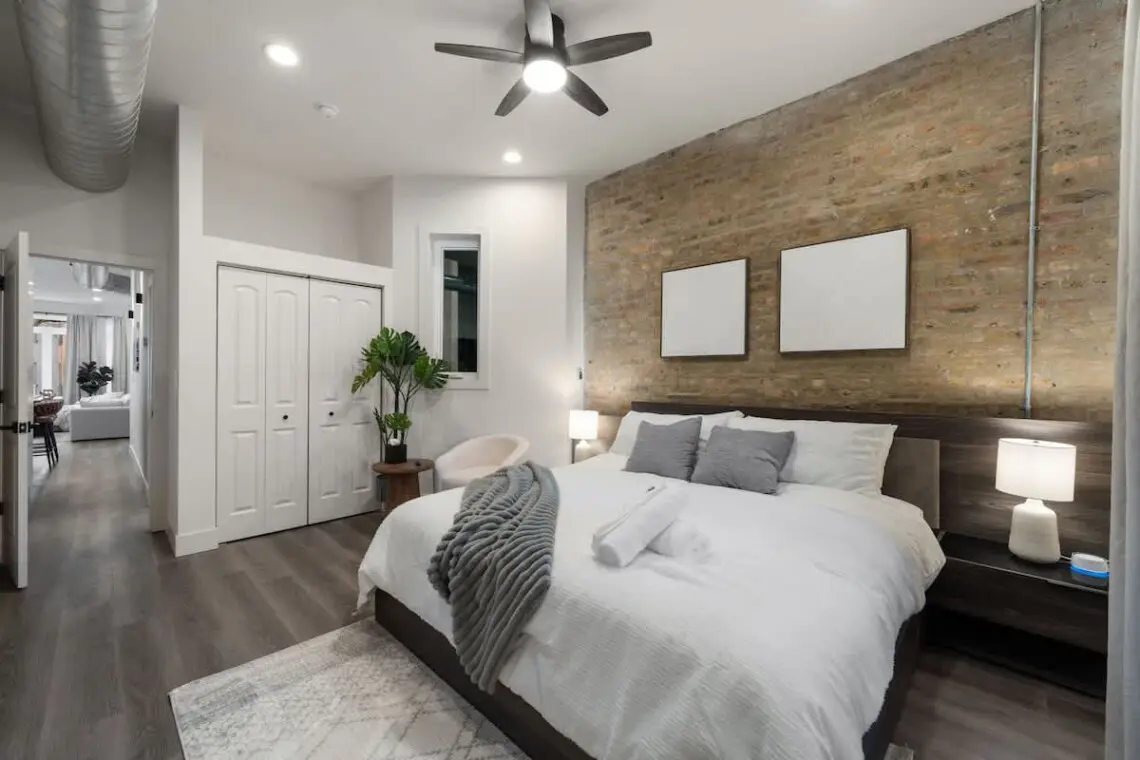 6f9f5b11 e10a 42 M0oyw