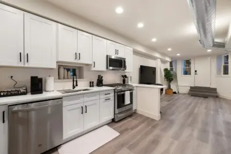 a9e2c53a f629 4e GxEhw