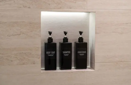 e2f8418d cd72 4b kqSw3