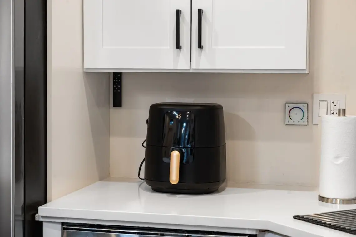 f7c6e394 9a9f 4e HSpHp