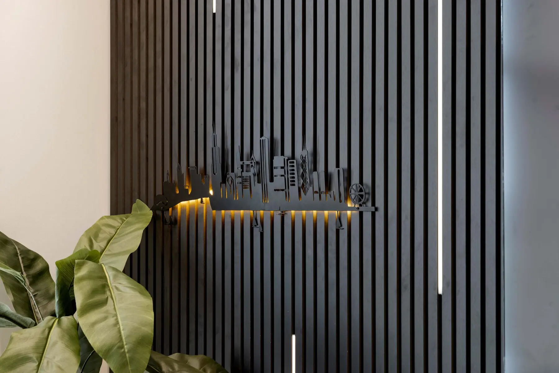 y6yity2uv27qqrzvrghs