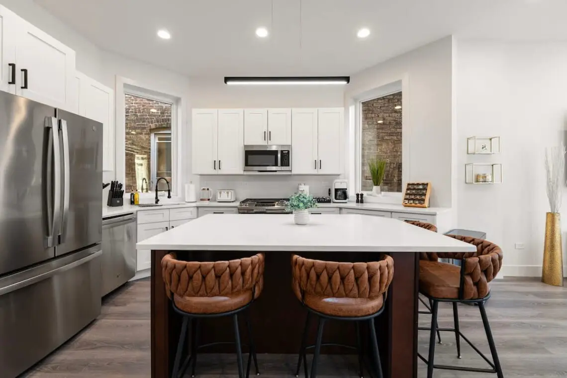 1d8951ae 64dc 4d qJj6a