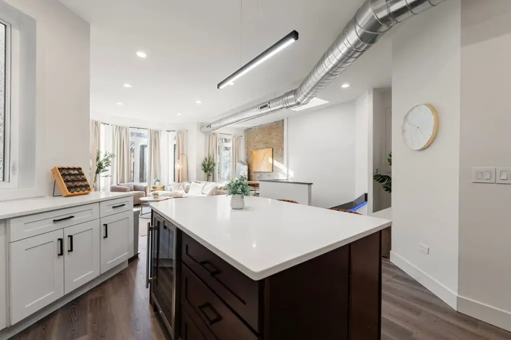 6829793d efe0 43 A0sw