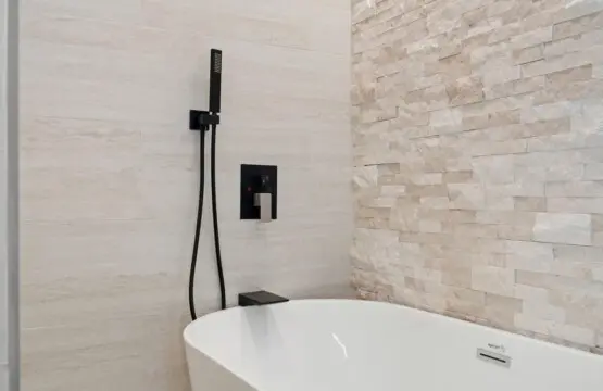 87393ae6 4790 47 bY12w