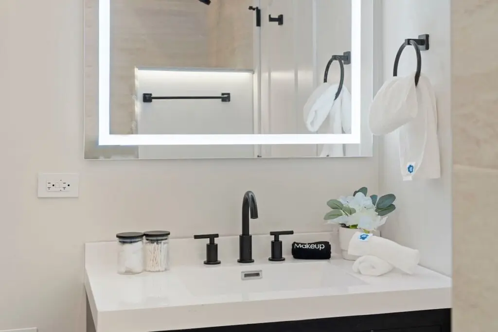 efeb6504 66d3 45 P4uKU