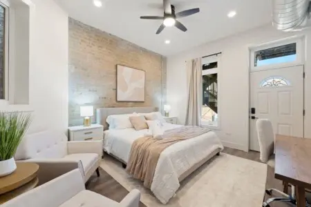 f0a5b7b3 f686 44 uW2tM