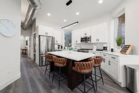 f772c9d9 0eda 46 7qVGP